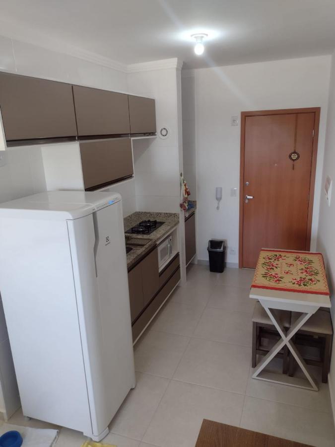 Apto Com Garagem E Wi-Fi A 4 Minutos Da Cancao Nova Cachoeira Paulista Exteriör bild
