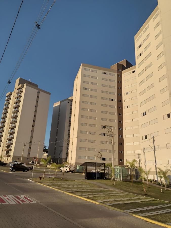 Apto Com Garagem E Wi-Fi A 4 Minutos Da Cancao Nova Cachoeira Paulista Exteriör bild
