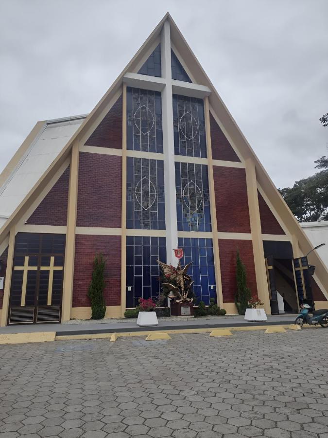 Apto Com Garagem E Wi-Fi A 4 Minutos Da Cancao Nova Cachoeira Paulista Exteriör bild